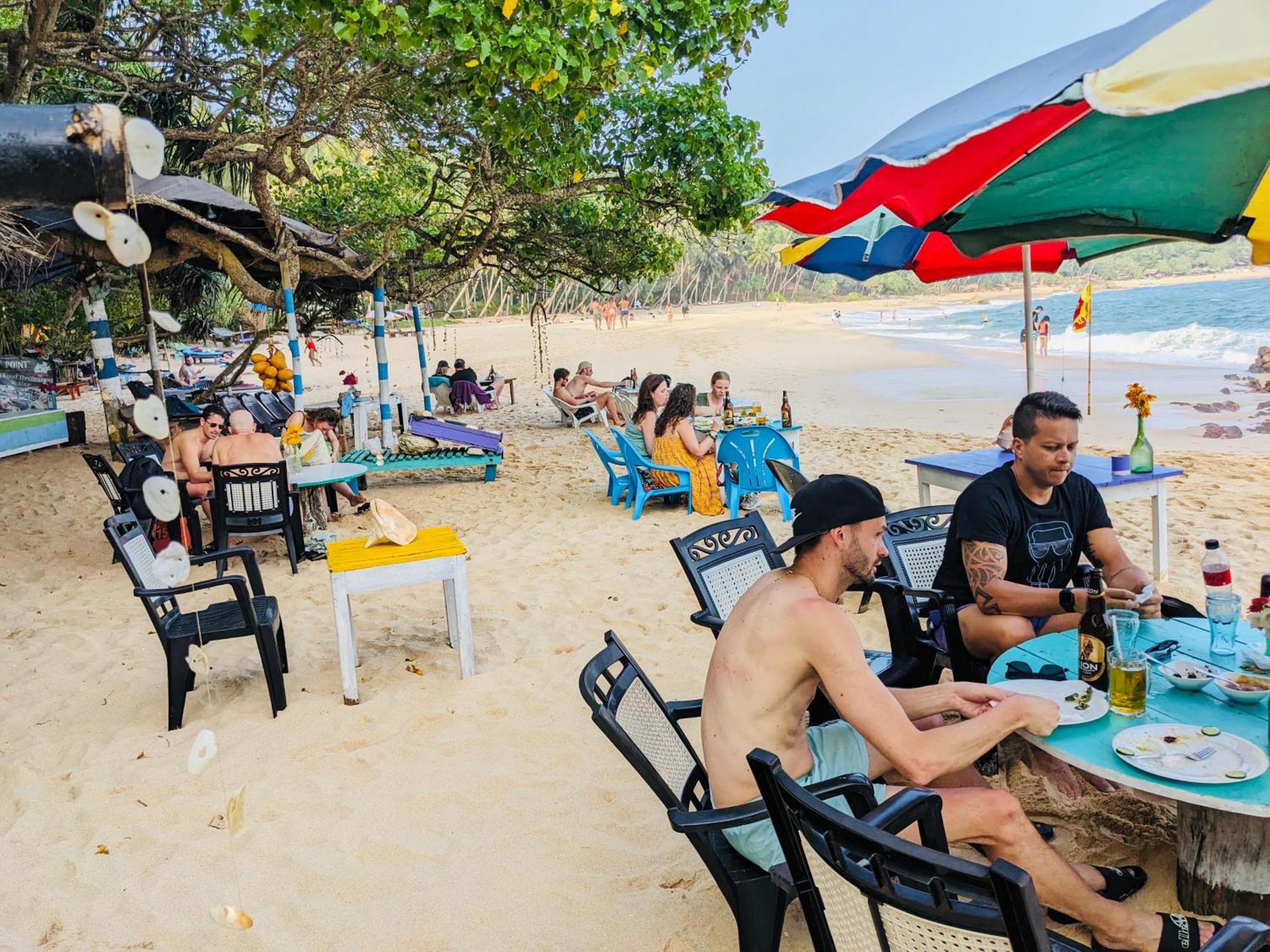 Silent Cabana And Restaurant Marakolliya, Tangalle Kültér fotó