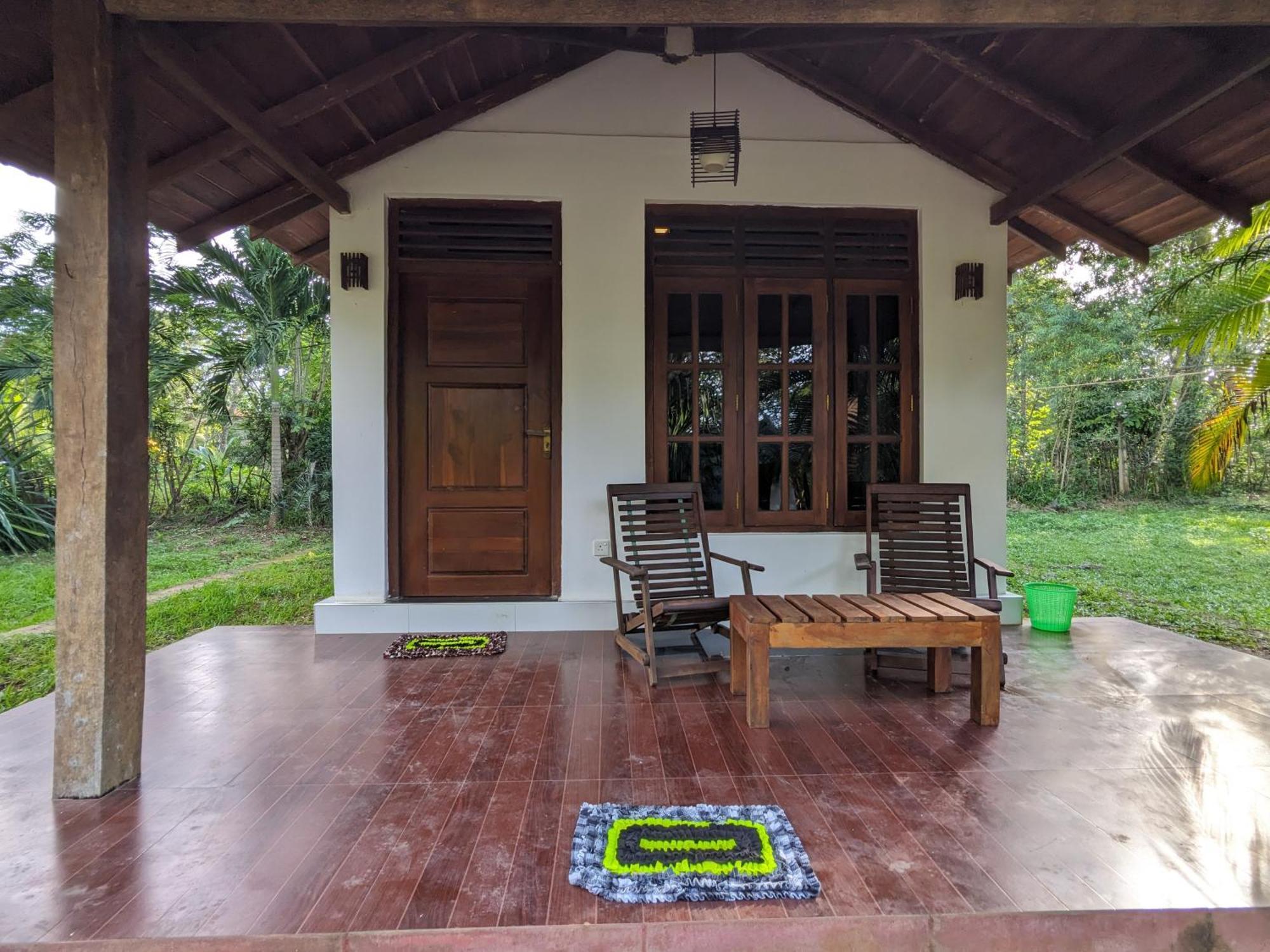 Silent Cabana And Restaurant Marakolliya, Tangalle Kültér fotó