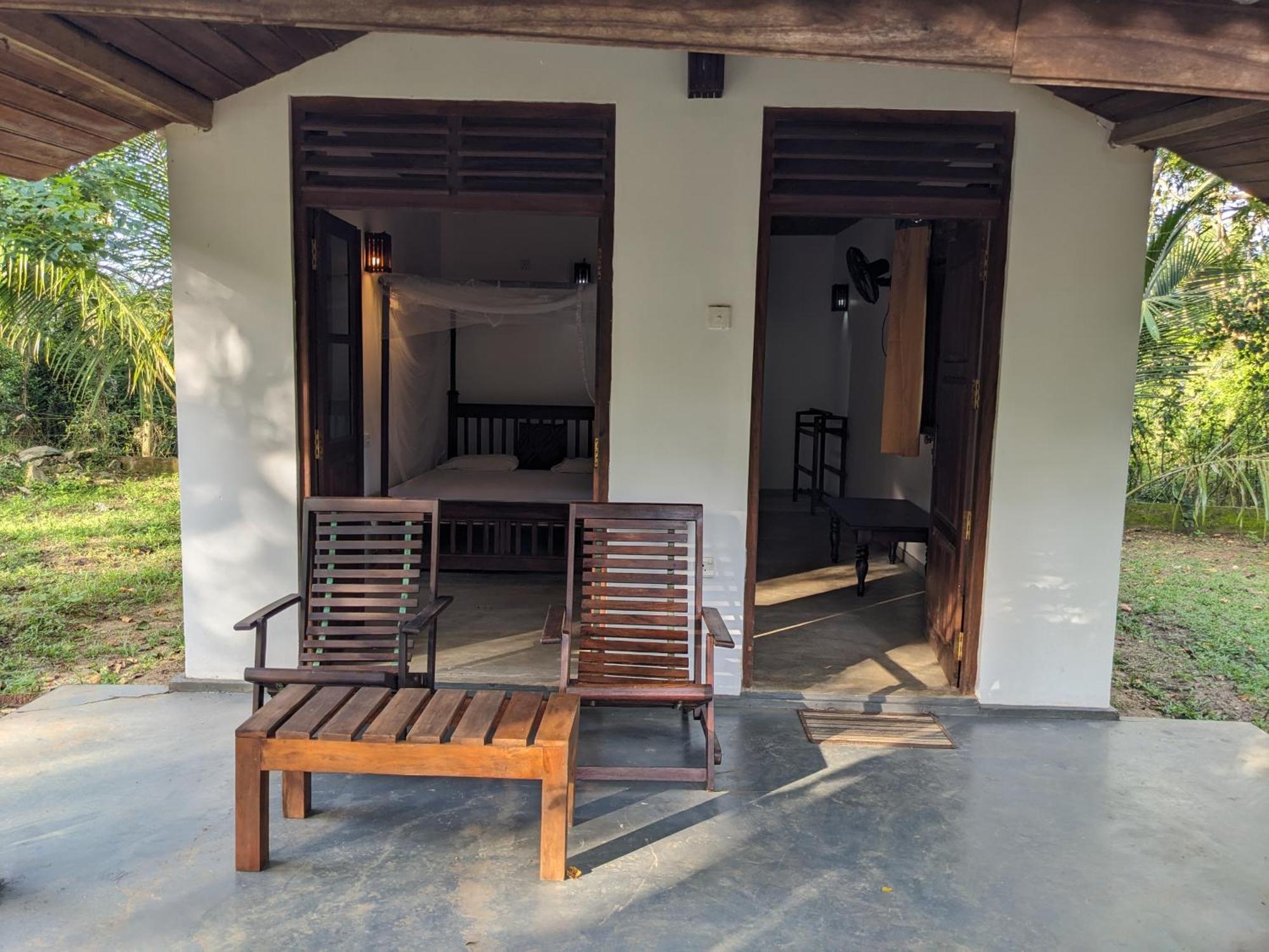 Silent Cabana And Restaurant Marakolliya, Tangalle Kültér fotó
